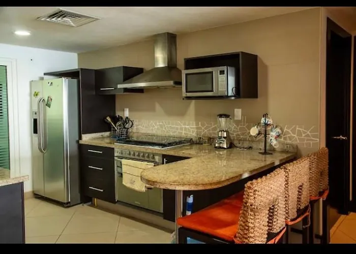 Beachfront Bay View Marina With Jacuzzi Apartamento Zihuatanejo